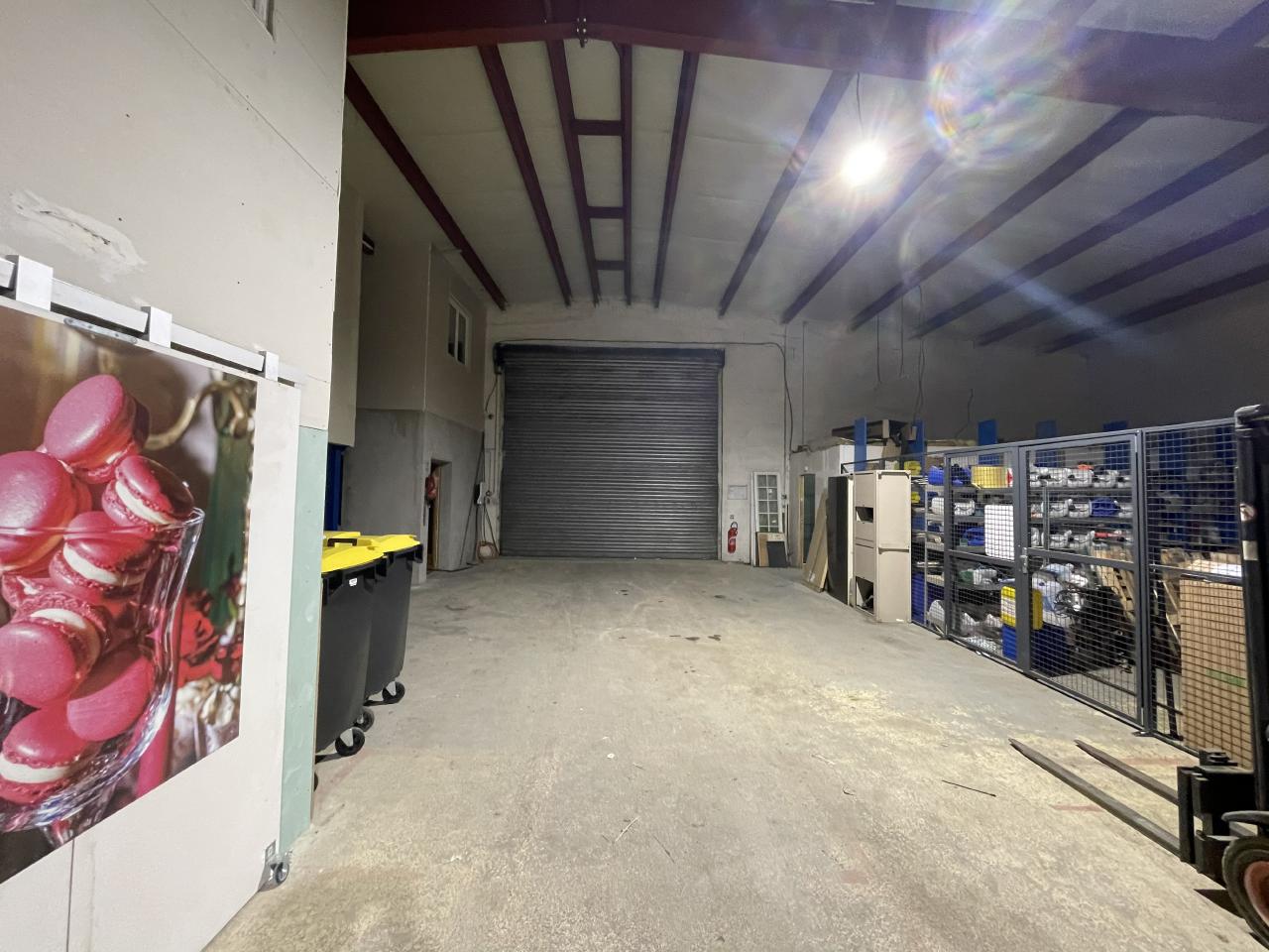 Local d'activité Les Essarts-le-Roi 500m² Location local d'activité Les Essarts-le-Roi Yvelines OLACT2207620 1